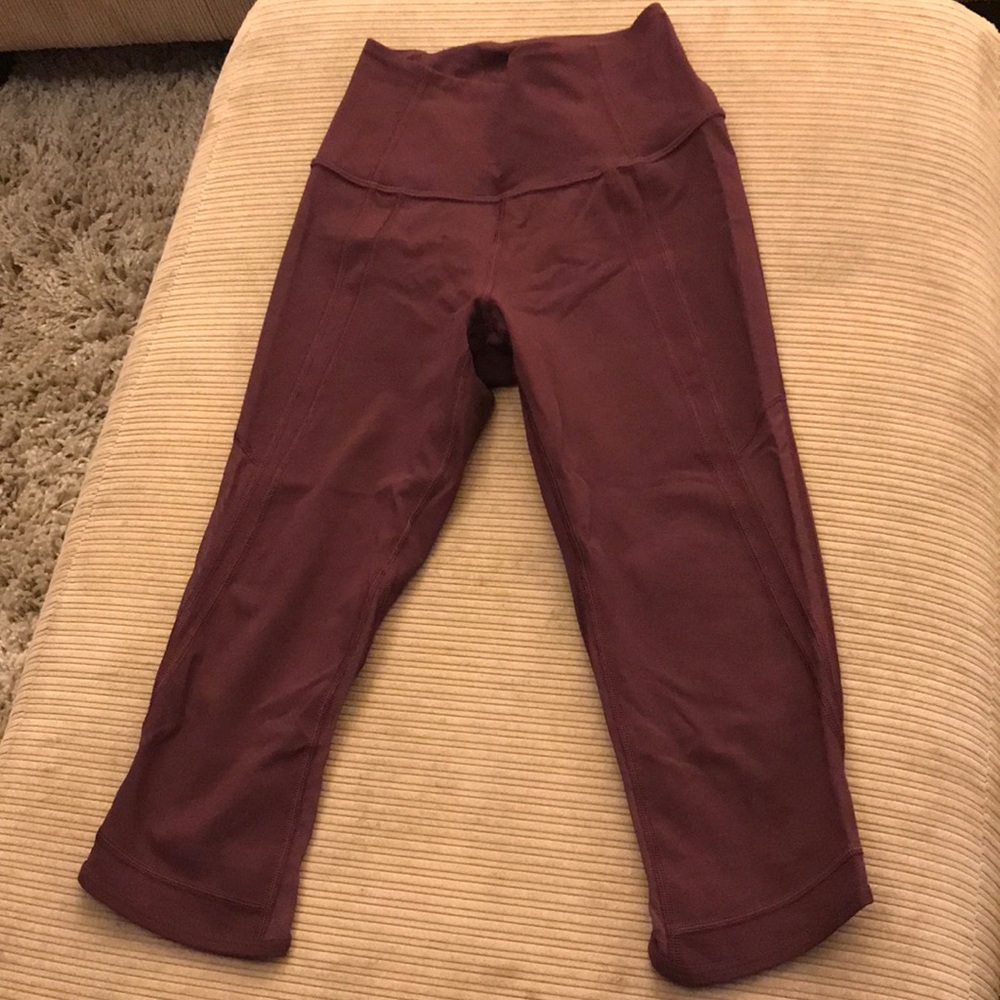 Lululemon Cropped Pants